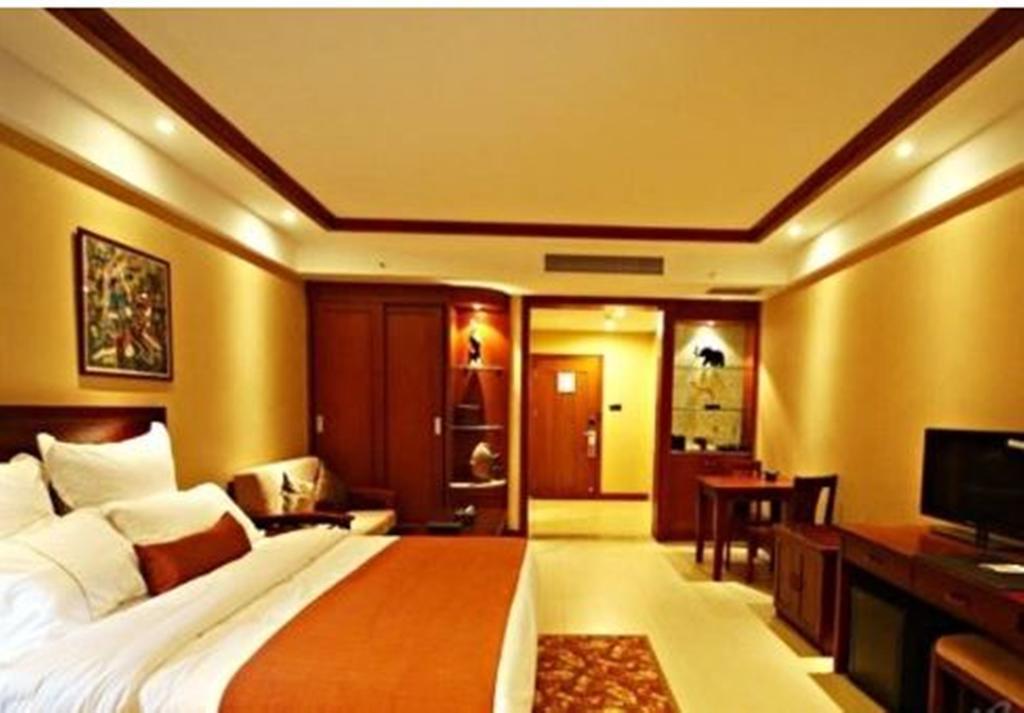 Hotel Ramada Plaza Xishuangbanna Extérieur photo