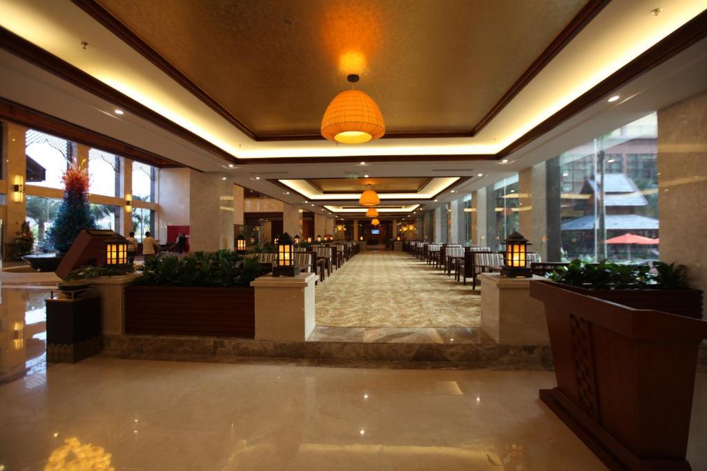Hotel Ramada Plaza Xishuangbanna Extérieur photo